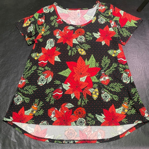 LulaRoe Classic T Top (L) - Picture 3 of 6